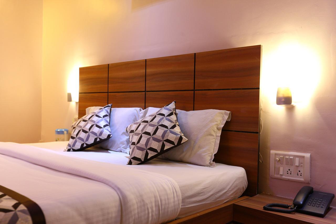 Oyo 7810 Keshiv Galaxy Inn Chennai Exteriör bild