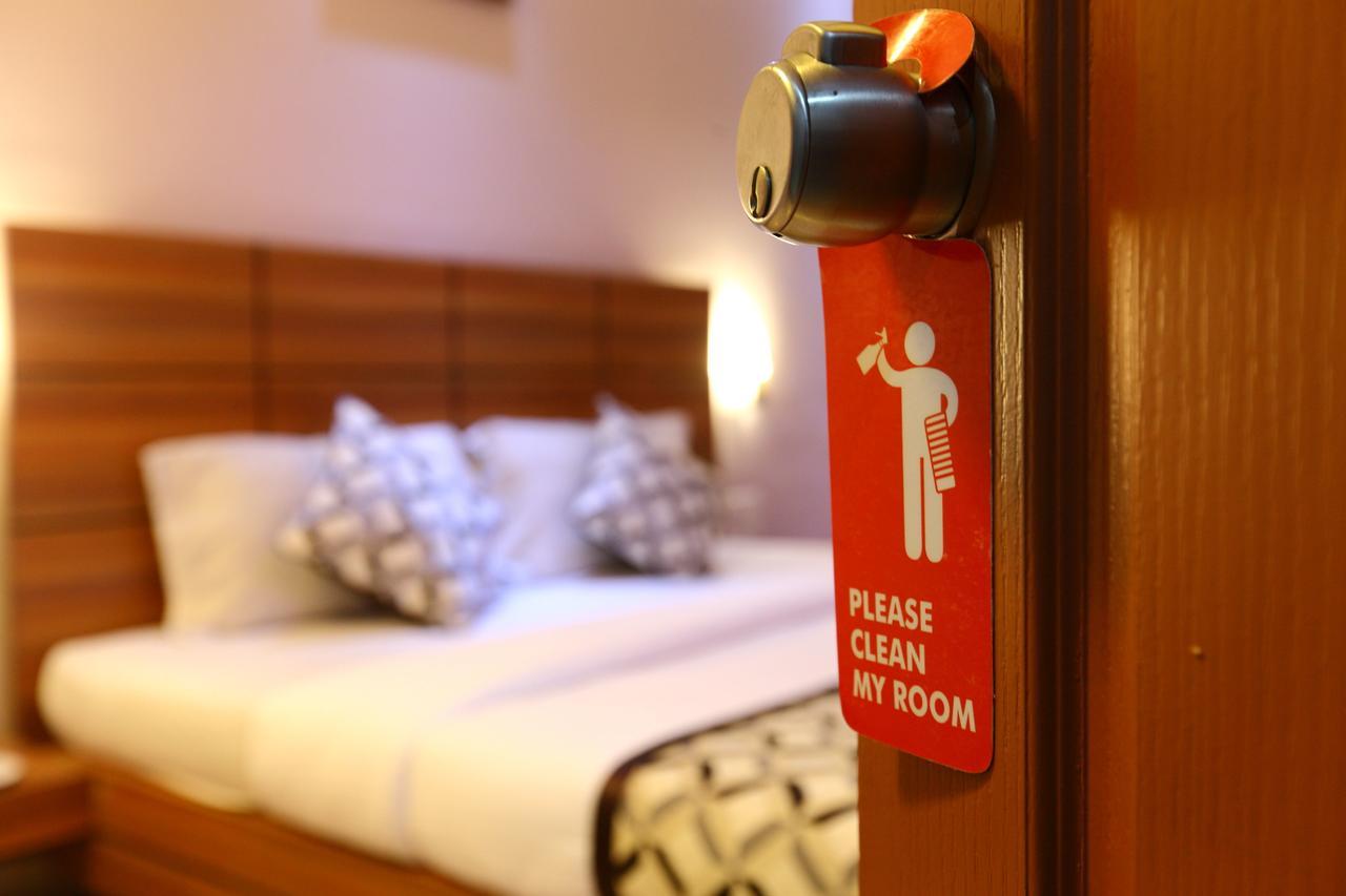 Oyo 7810 Keshiv Galaxy Inn Chennai Exteriör bild